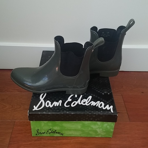 Sam Edelman Tinsley Moss green rain Chelsea boots. Size 7. - Picture 4 of 7
